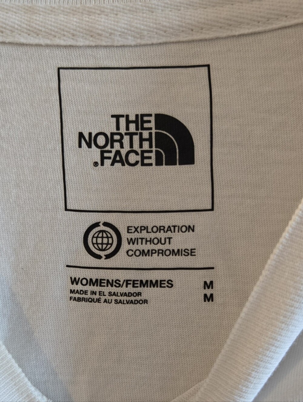 The North Face Women's Off White Short Sleeve Crew T-Shirt Size M - Picture 3 of 4